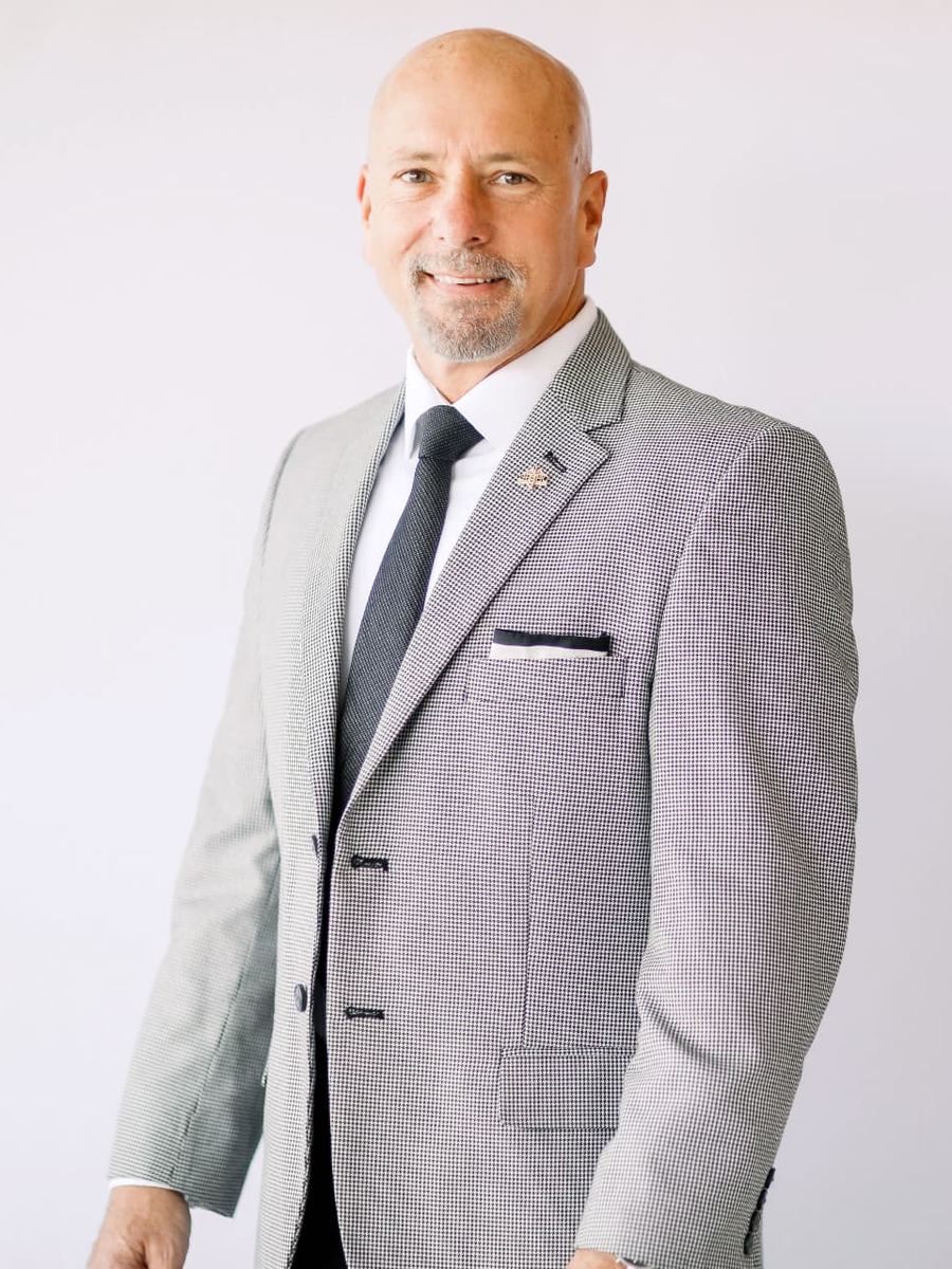 Portrait of Pearson DeVaul, Chief Operating Officer